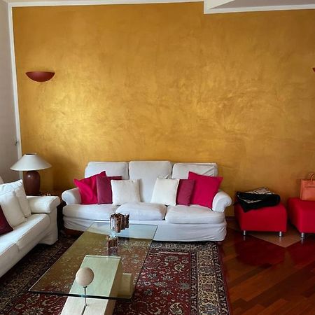 Zen Apartment Located In Turin Pre Hill Екстер'єр фото