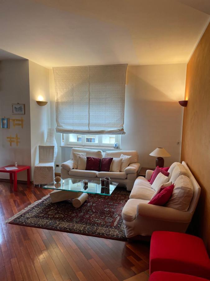 Zen Apartment Located In Turin Pre Hill Екстер'єр фото